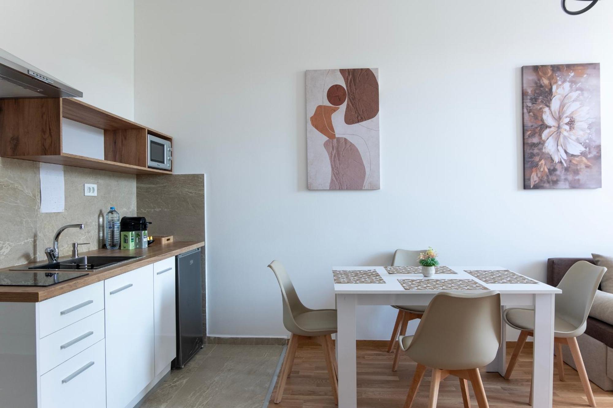 Home Art Apartments Skopje Eksteriør billede